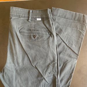 Levi’s 32x34 Slim Fit Grey Chinos